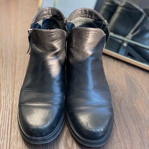 Stuart Weitzman shoes